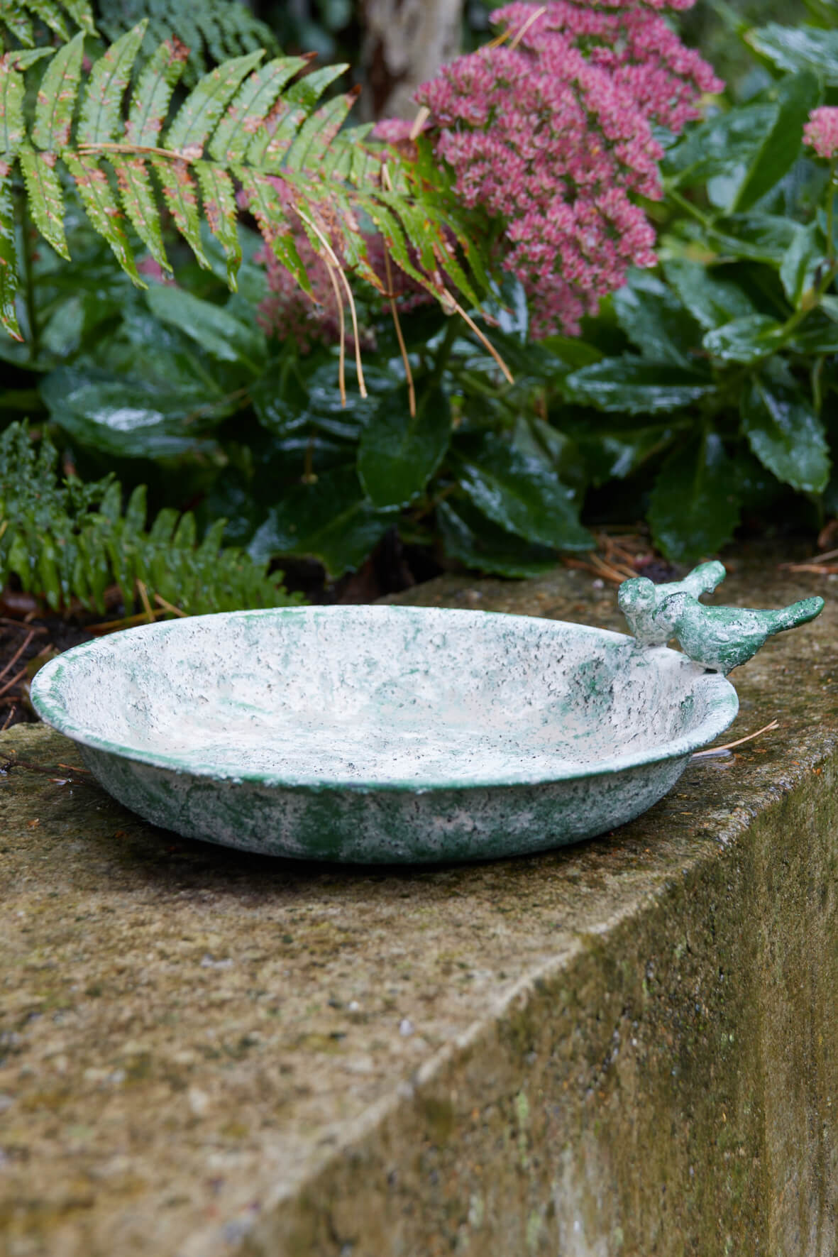 Vintage Style Bird Bath - Antique Green