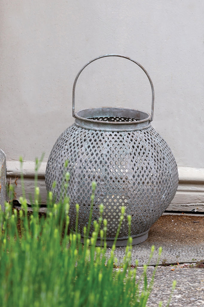 Large Mesh Lantern with Handle - Distressed